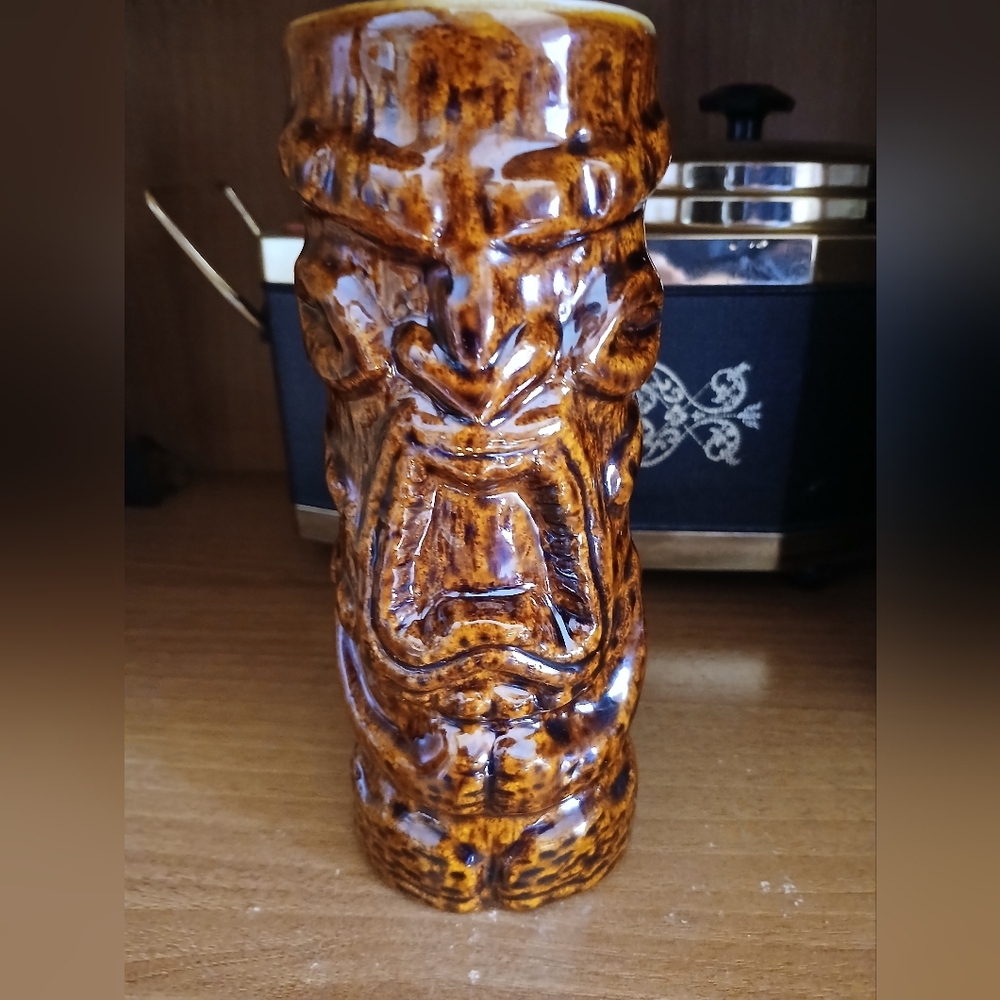 Vintage Brown Kon Tiki Mug Mont Royal Sheraton Montreal